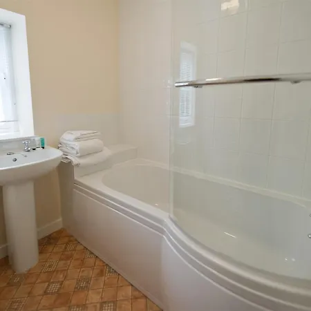 2 Bed In Ripon Oc-hh039 * Bishop Monkton
